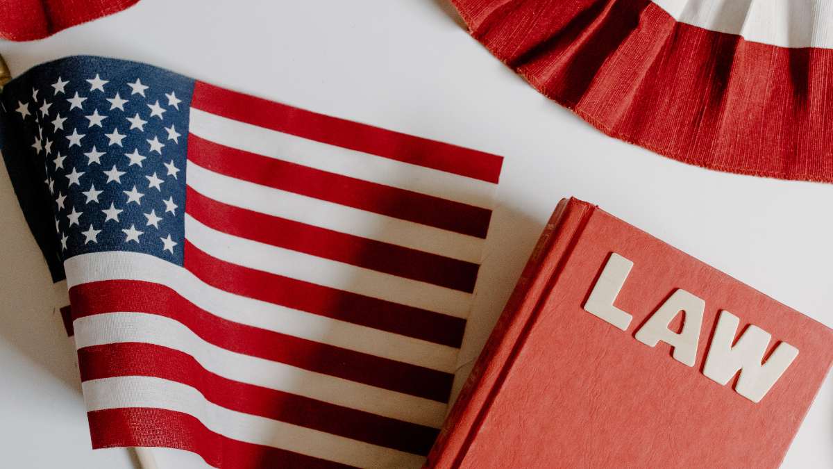 What is the National Motto of the US? Check Meaning, Background and Significance