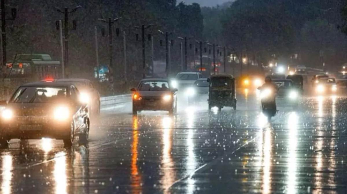 What is the Highest Rainfall Ever Recorded in Delhi?