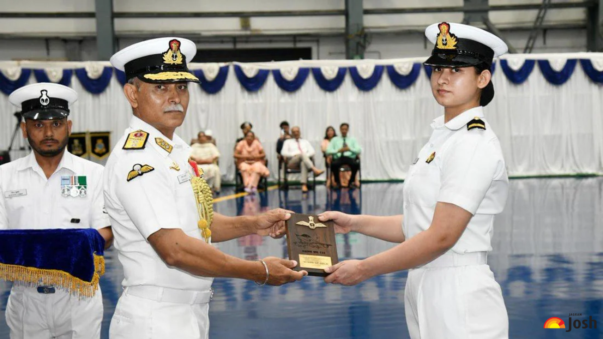 Who is Aastha Poonia? Indian Navy’s First Woman Fighter Pilot
