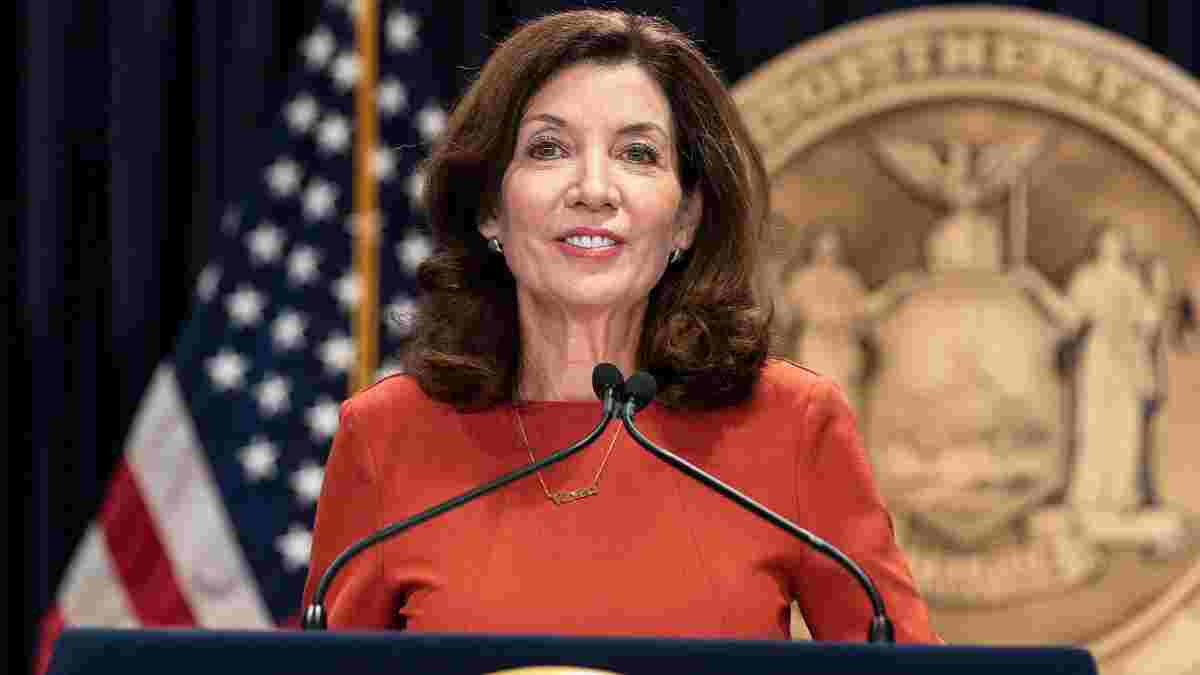 New York Governor: Check Current Name, Party, Term Limits and Prior Public Experience