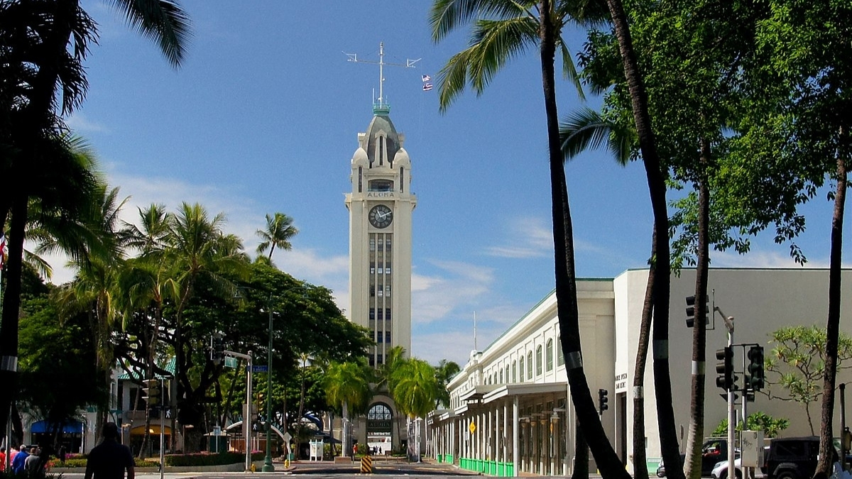 Which US State is Known as the 'Aloha State'?
