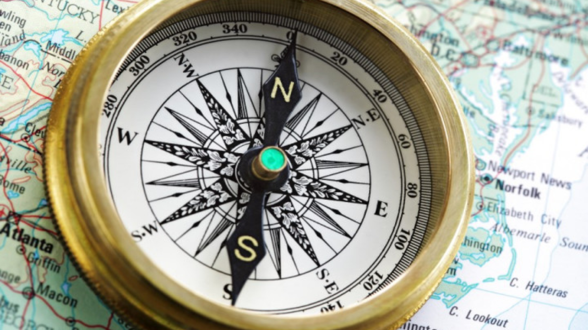 7 Places Where Magnetic Compasses Don’t Work