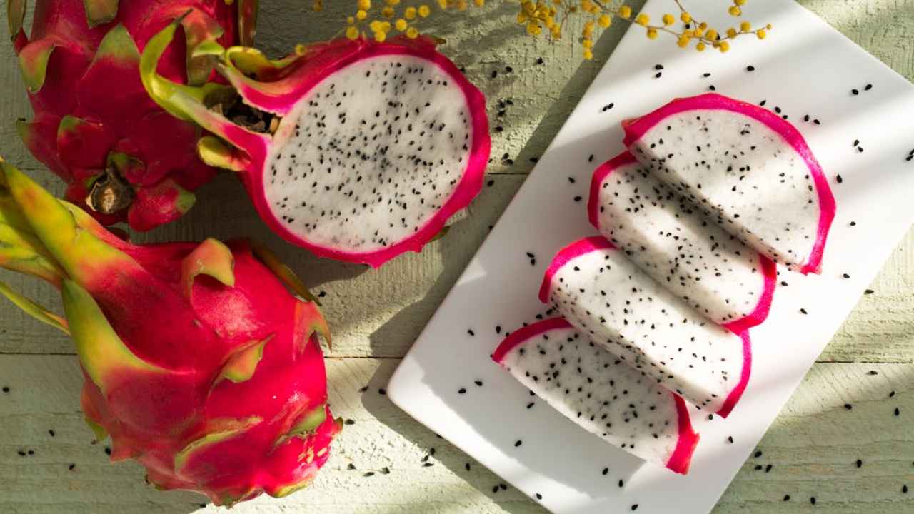 ड्रैगन फ्रूट को हिंदी में क्या कहते हैं?