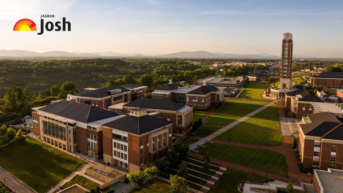 Which are the 7 Most Conservative Colleges in America 2025? (Check List)