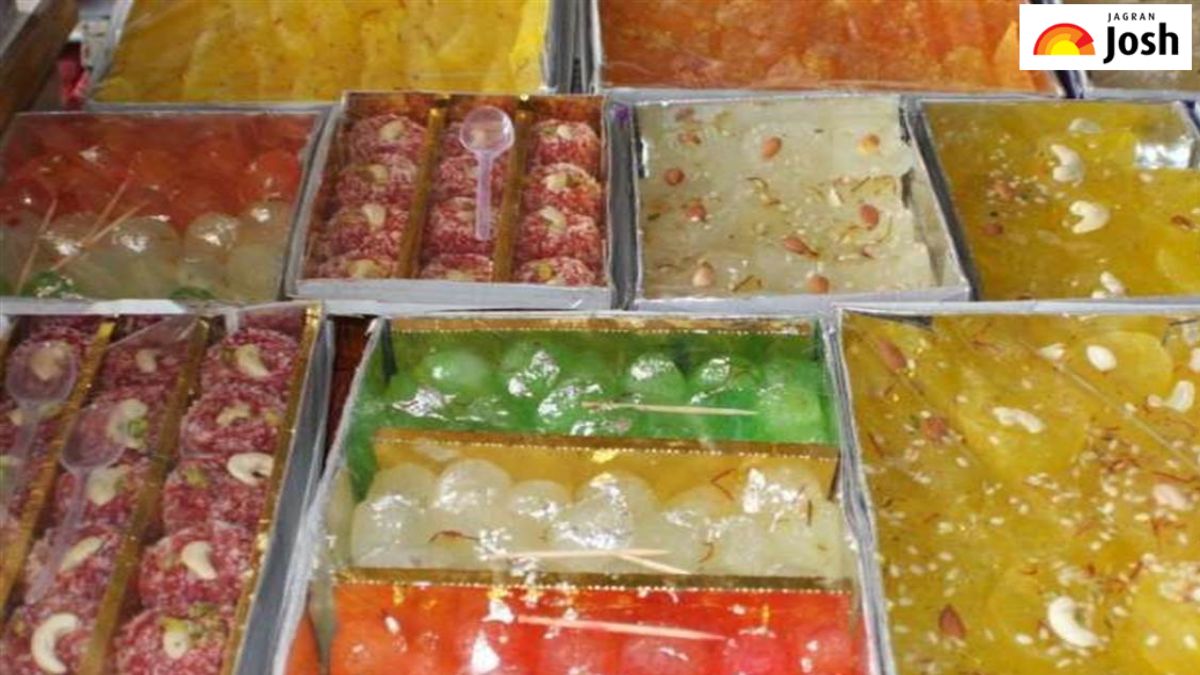 क्या है यूपी में ‘मुगल मिठाई’ का किस्सा, यहां पढ़ें
