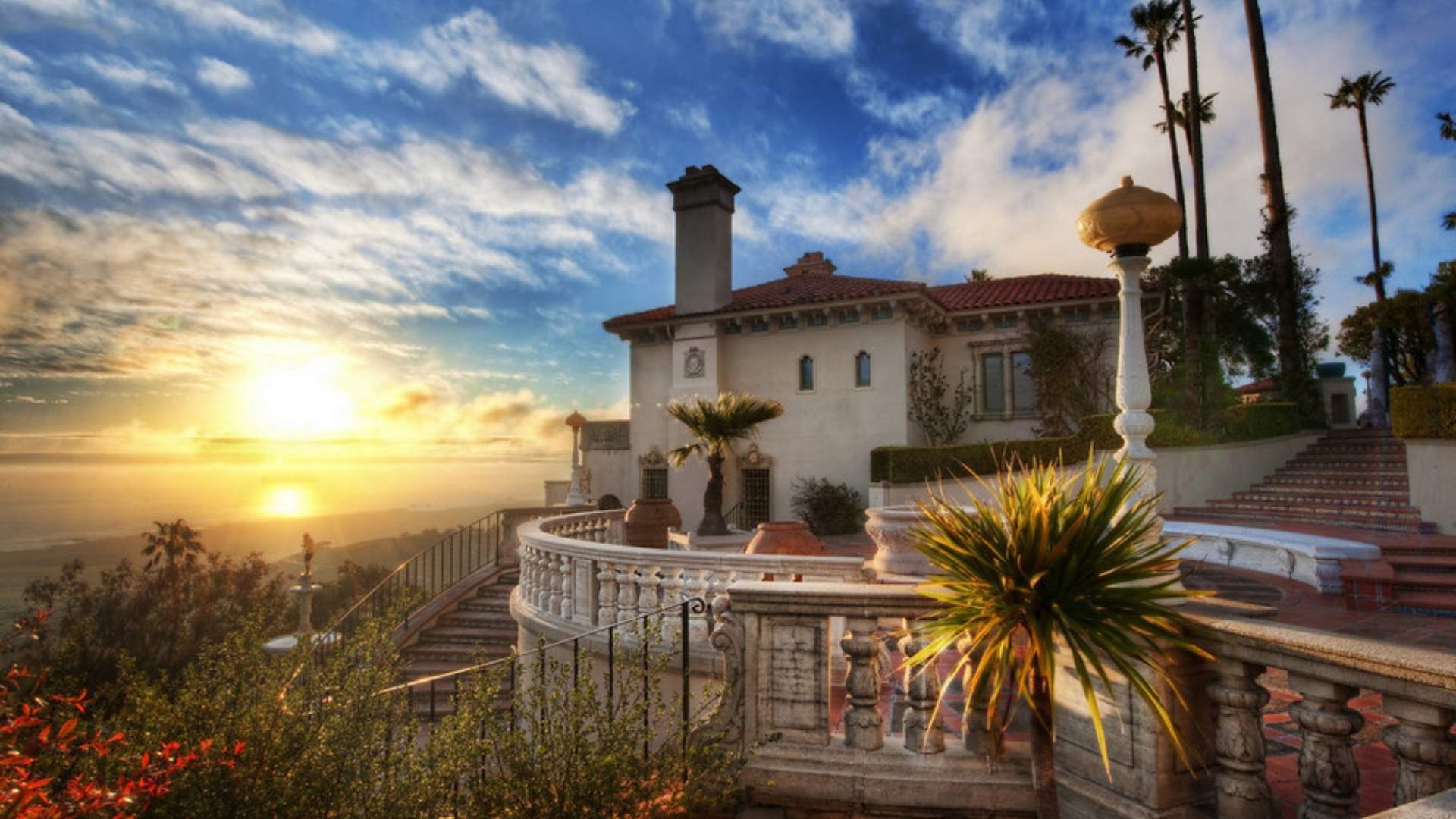 Top 10 Famous Historic Castles in the USA, Check Best Times To Visit!
