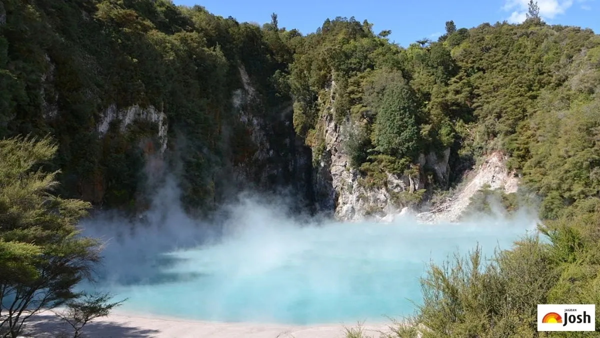 Largest Hot Springs in the World (Credits: Lake Scientist)