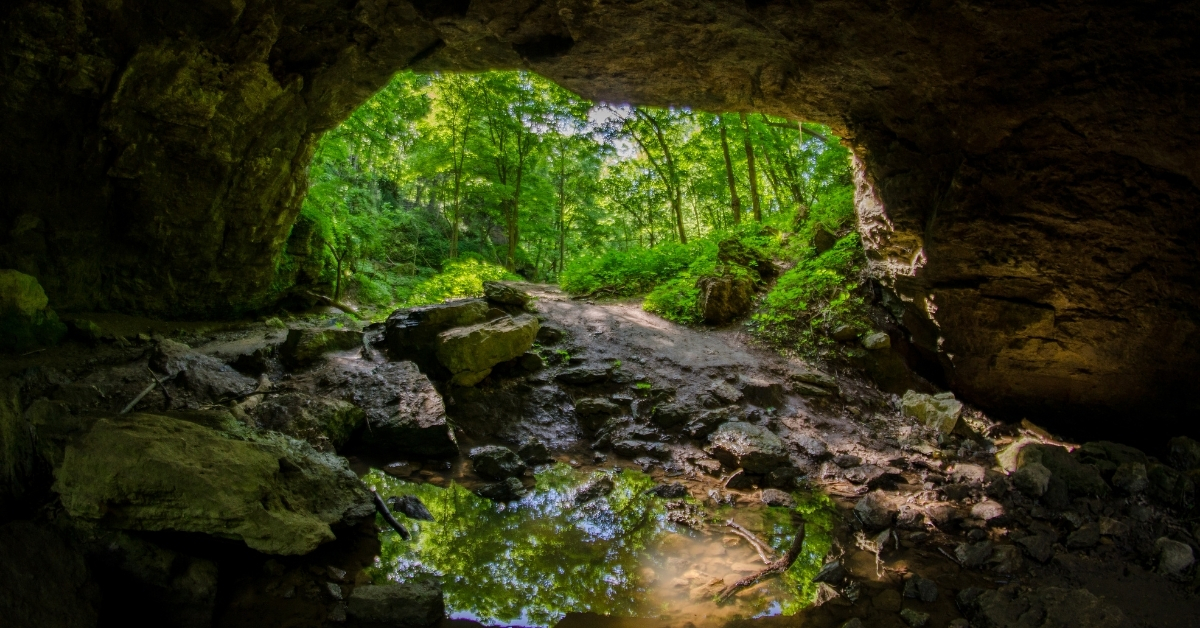 List of 7 Oldest Caves in the World
