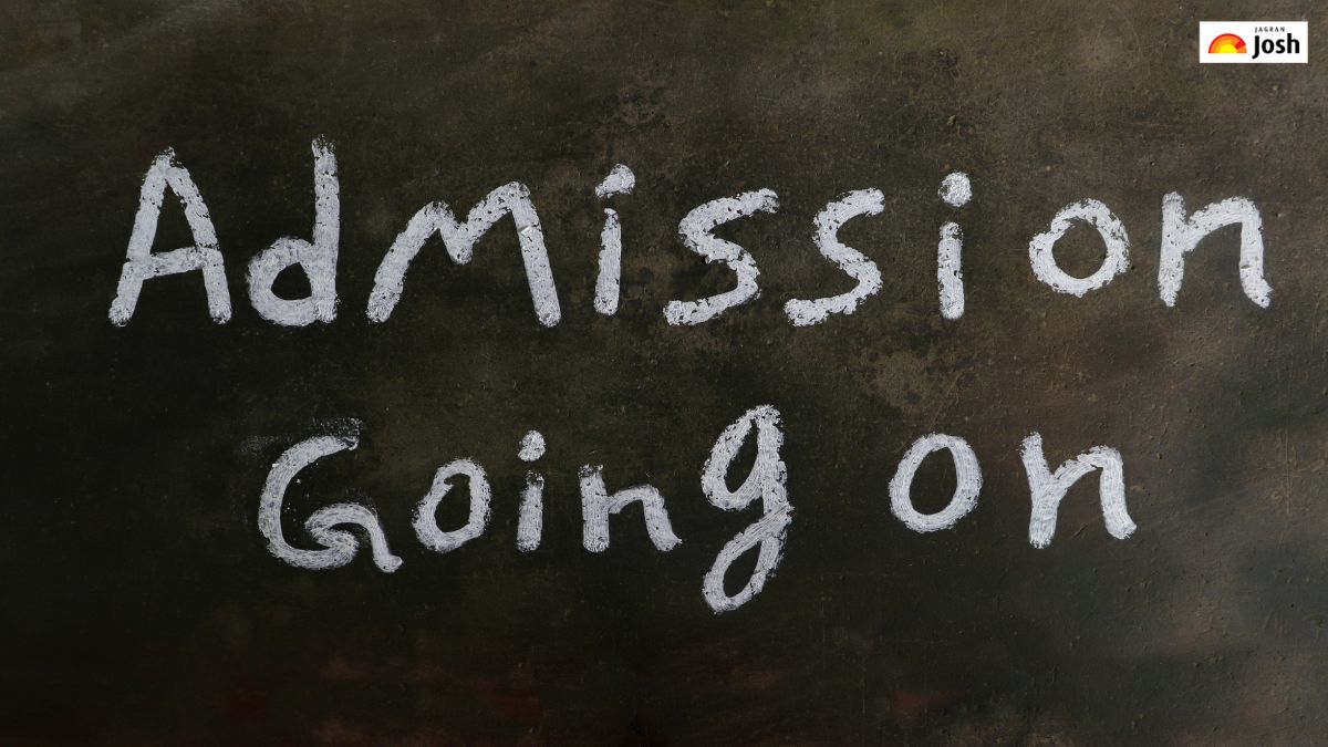When do admissions open for the Postgraduate Management Programs offered by GIM?