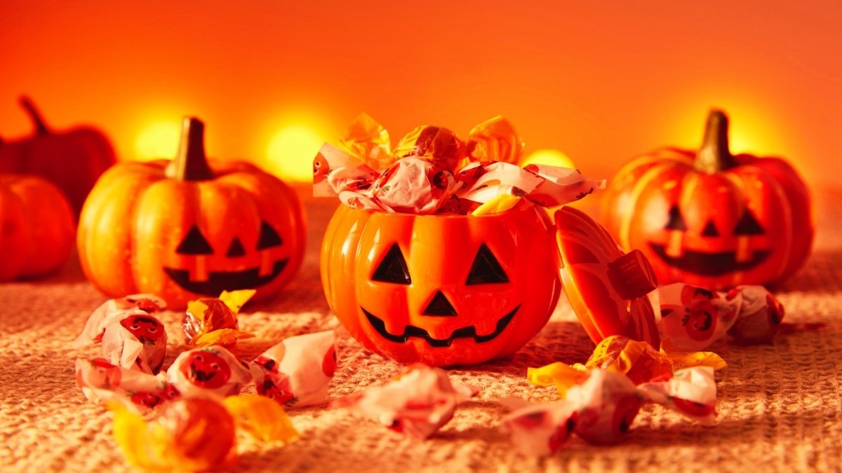 Halloween 2025 in the U.S.: Date, Significance, Origin & Decorations!
