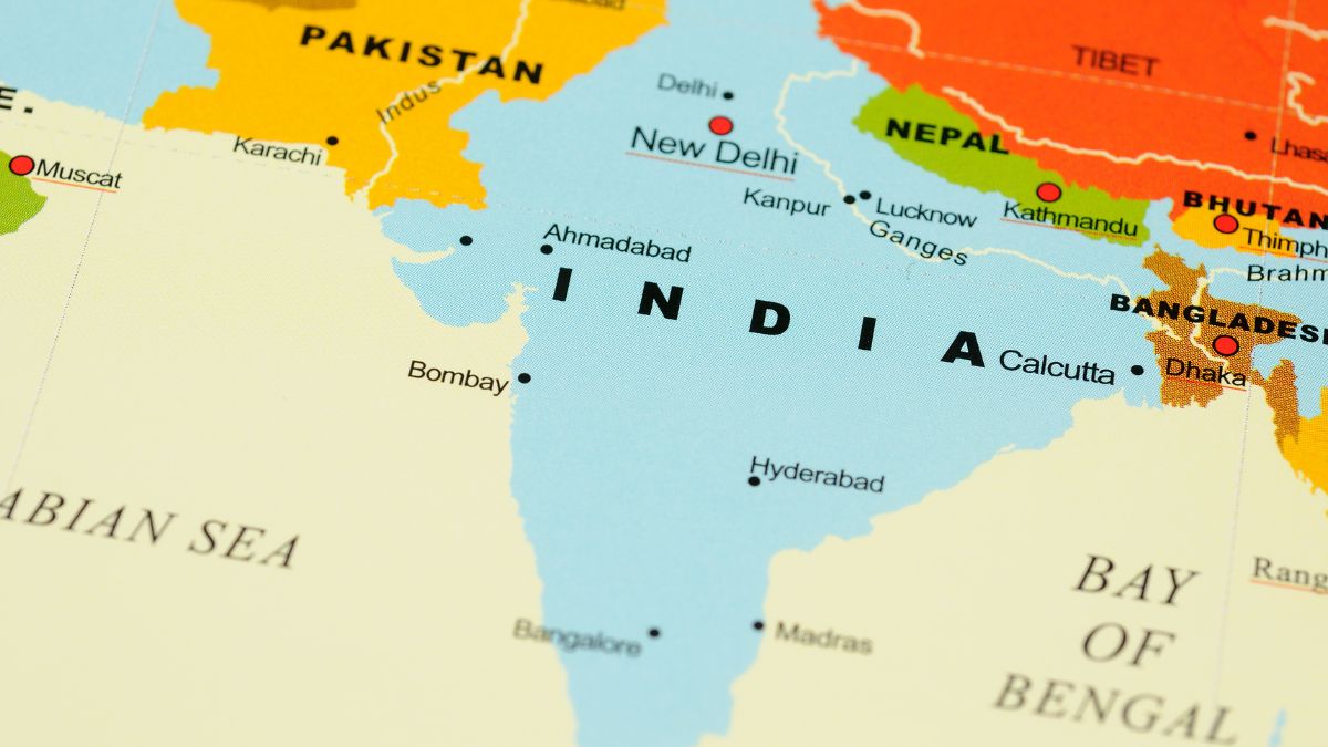 Which Is the Only City That Serves as the Capital of Two States?