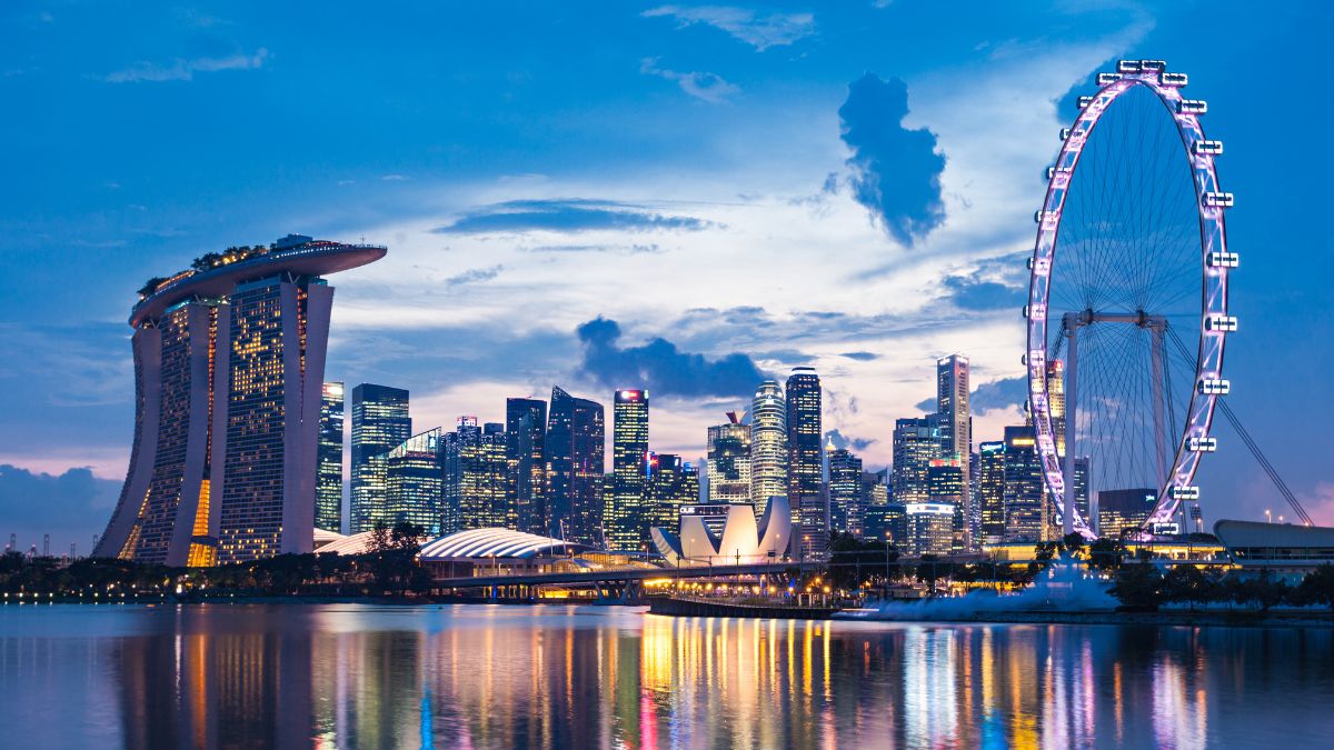 Which is the Only City that is Also a Country?