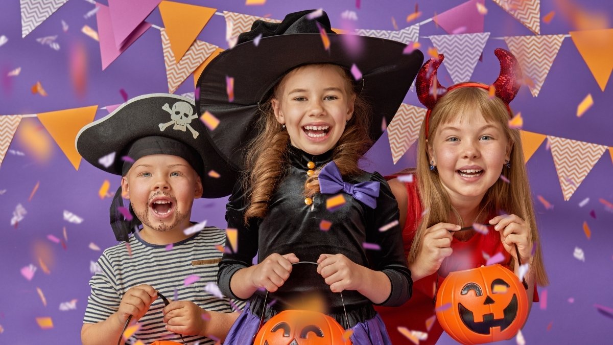 List of Top Trending Halloween Costumes: As Per Last 10 Years of U.S. Google Trends Stats!