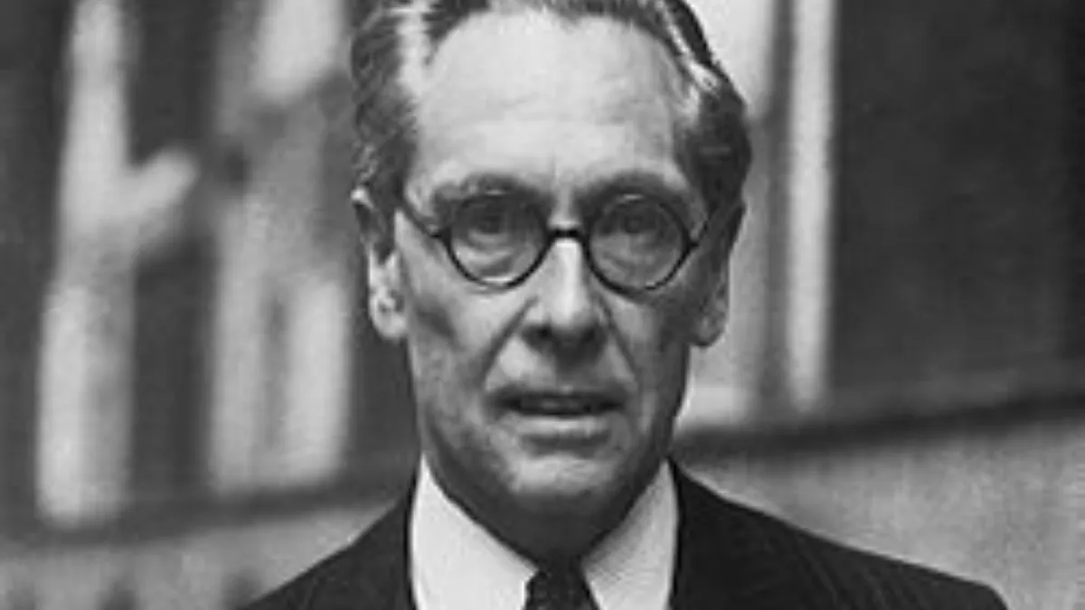 Philip John Noel-Baker Biography