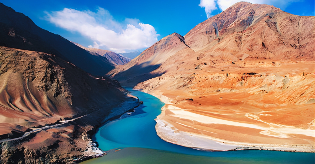 Which River is known as the Lifeline of Ladakh?