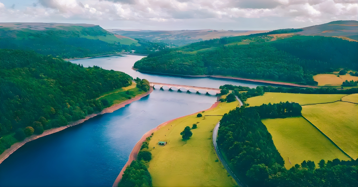 List of 10 Countries with No Rivers
