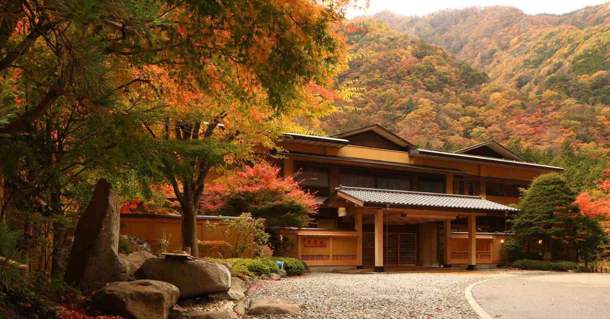 Which is the Oldest Hotel in the World?