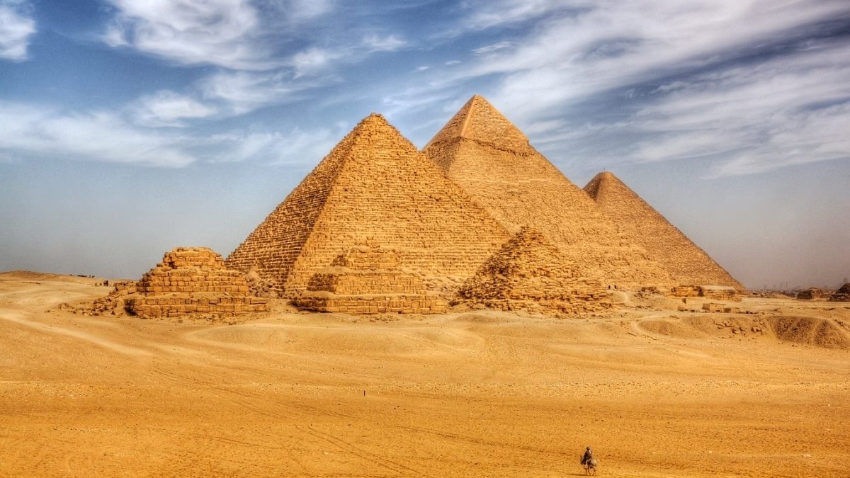 List of 9 Most Famous Egyptian Monuments, Explore Ancient Secrets!
