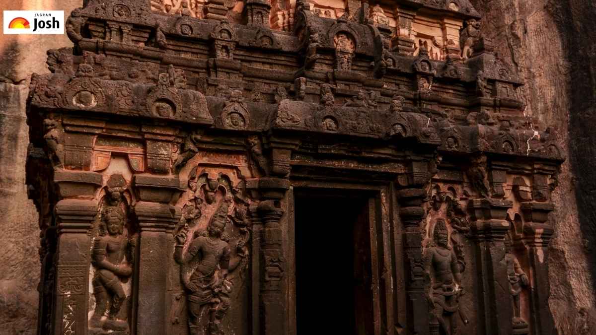 Which Indian University Holds the Oldest Archaeological Collection?