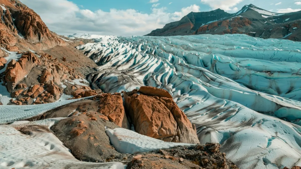 Do you know what is the capital of Alaska?