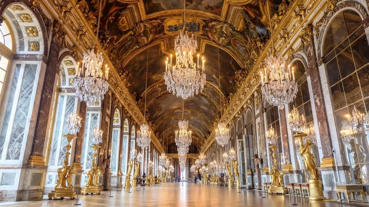 Who Built the Palace of Versailles? Check History & Facts!