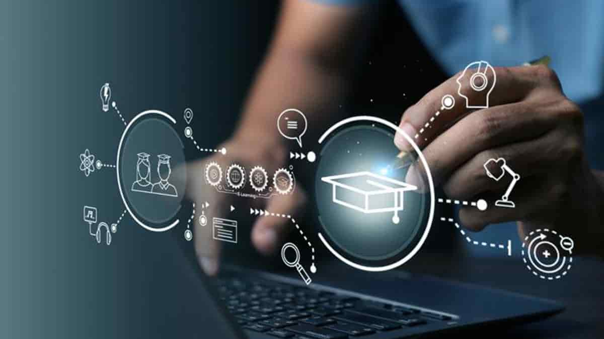 Top 10 B-Schools In India Offering AI Courses