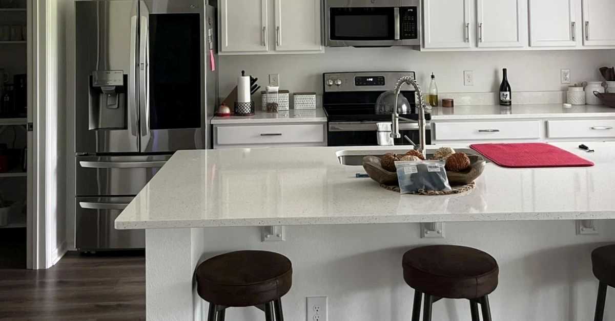Do You Have the Sniper Eyes It Takes to Locate the Sneaky Cat in This Confusing Optical Illusion Picture?