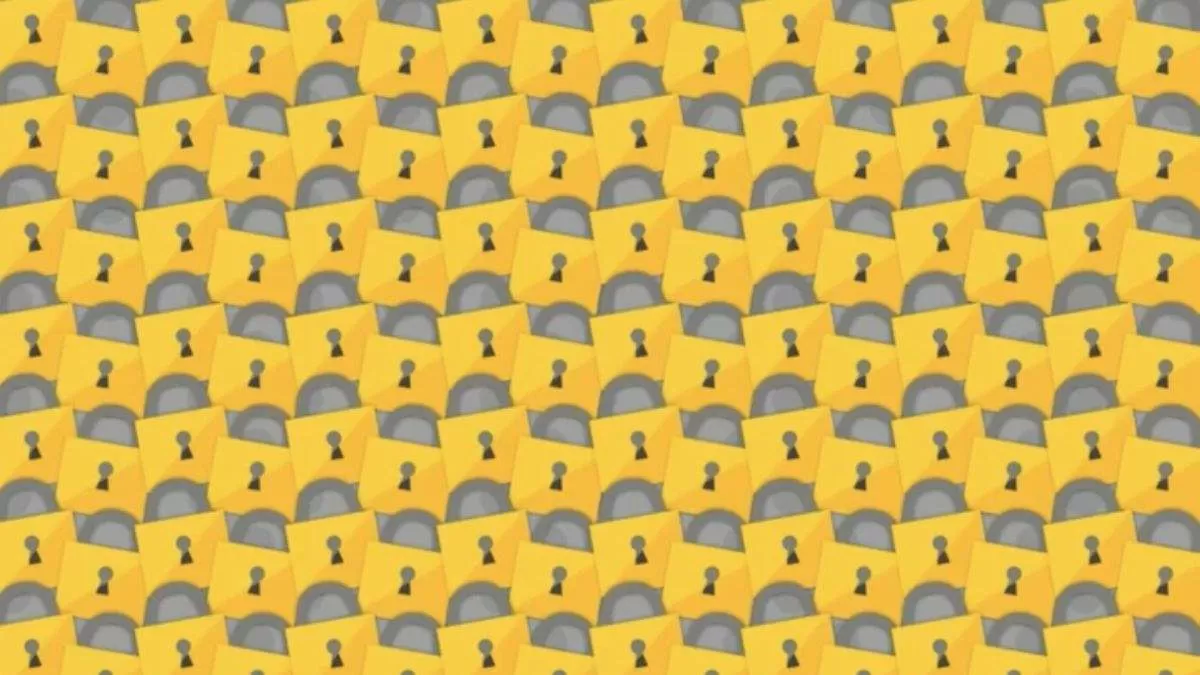 Spot the lock that is unlocked.