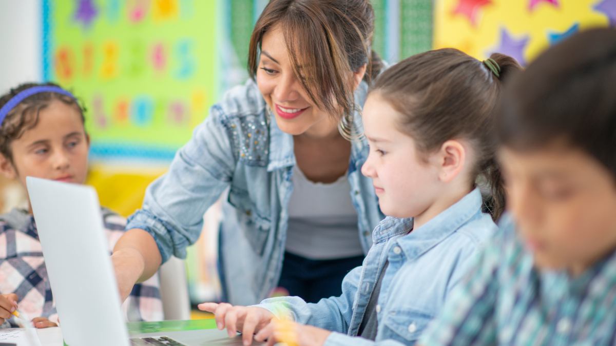 Teacher Appreciation Week 2025: Saying, Notes, and Phrases for Teachers