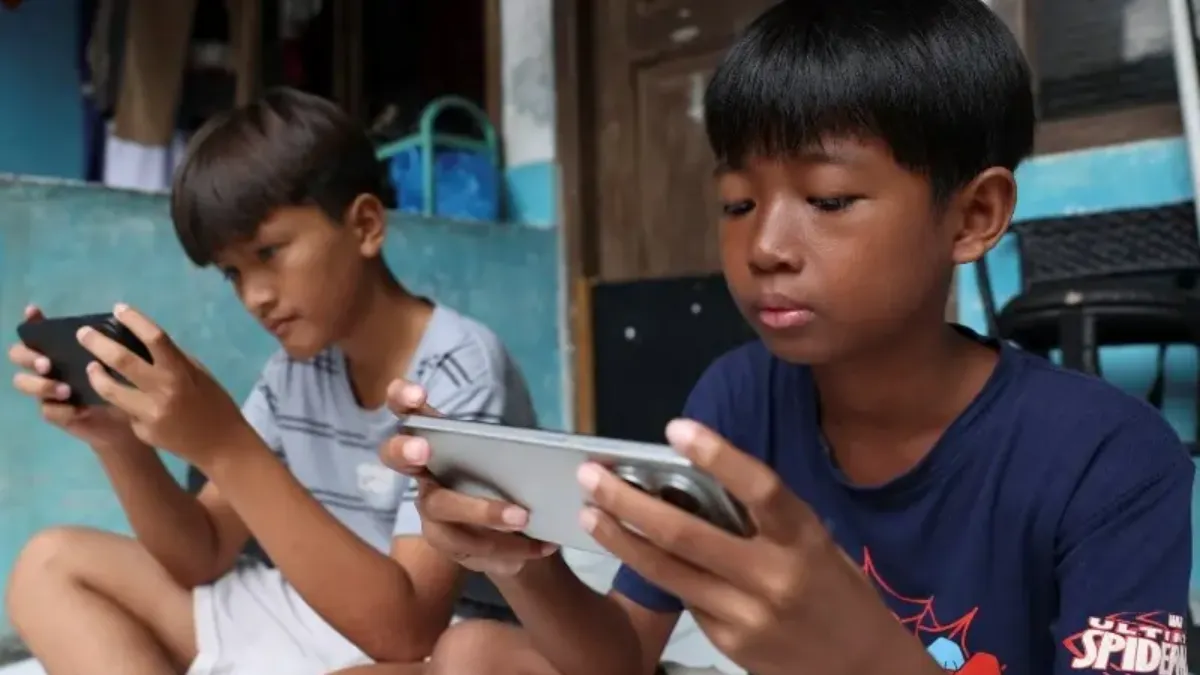 Indonesia Bans Social Media for Under-16 Users: Key Rules and Global Impact
