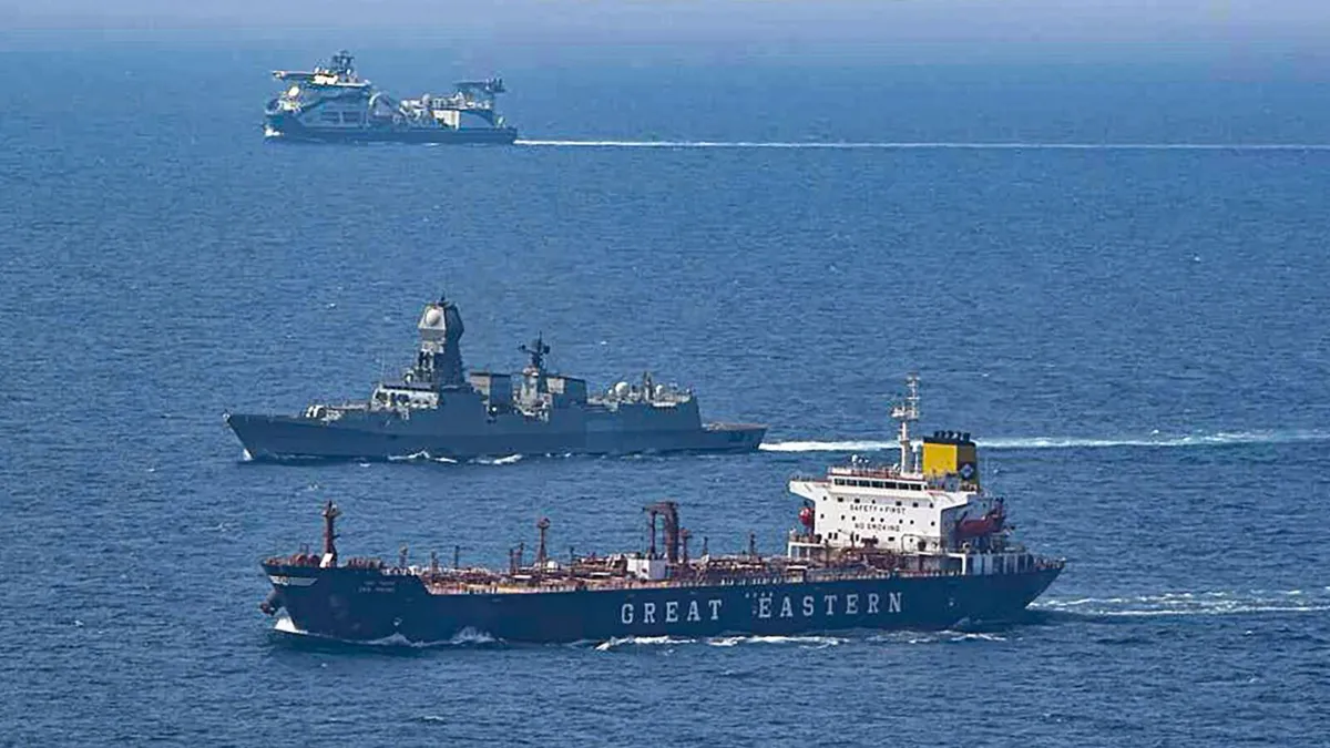 India Launches Emergency Naval Operation to Evacuate 18 Ships Trapped in Persian Gulf