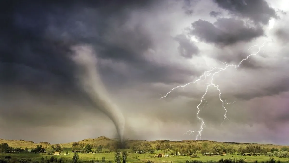 Which State has the Most Tornadoes? Check Top 7 Tornado States
