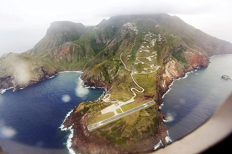 Smallest Airport in the World-1