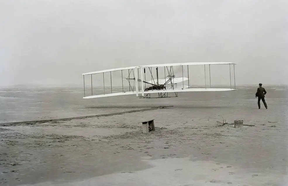 wright_brothers_first_flight_dec_17_1903