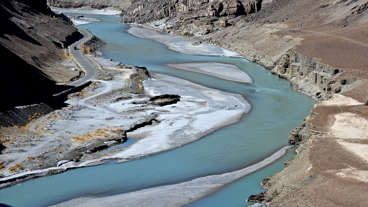 India’s First Rock Check Dam on the Indus River: How Technology is Transforming Water Conservation