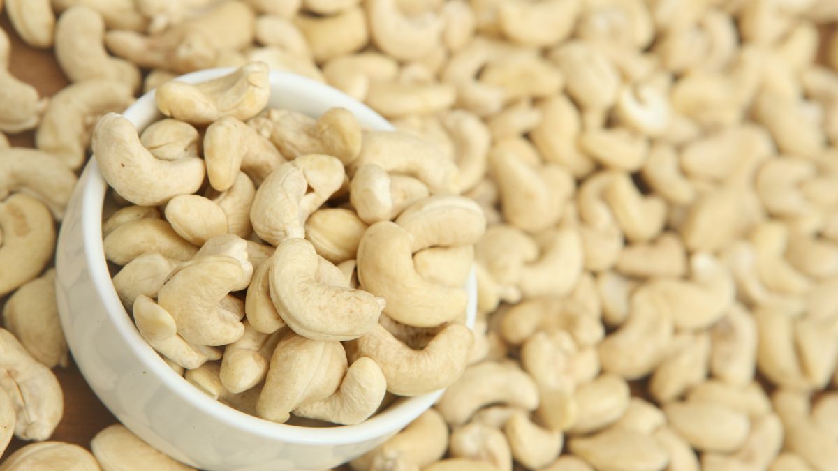 cashews