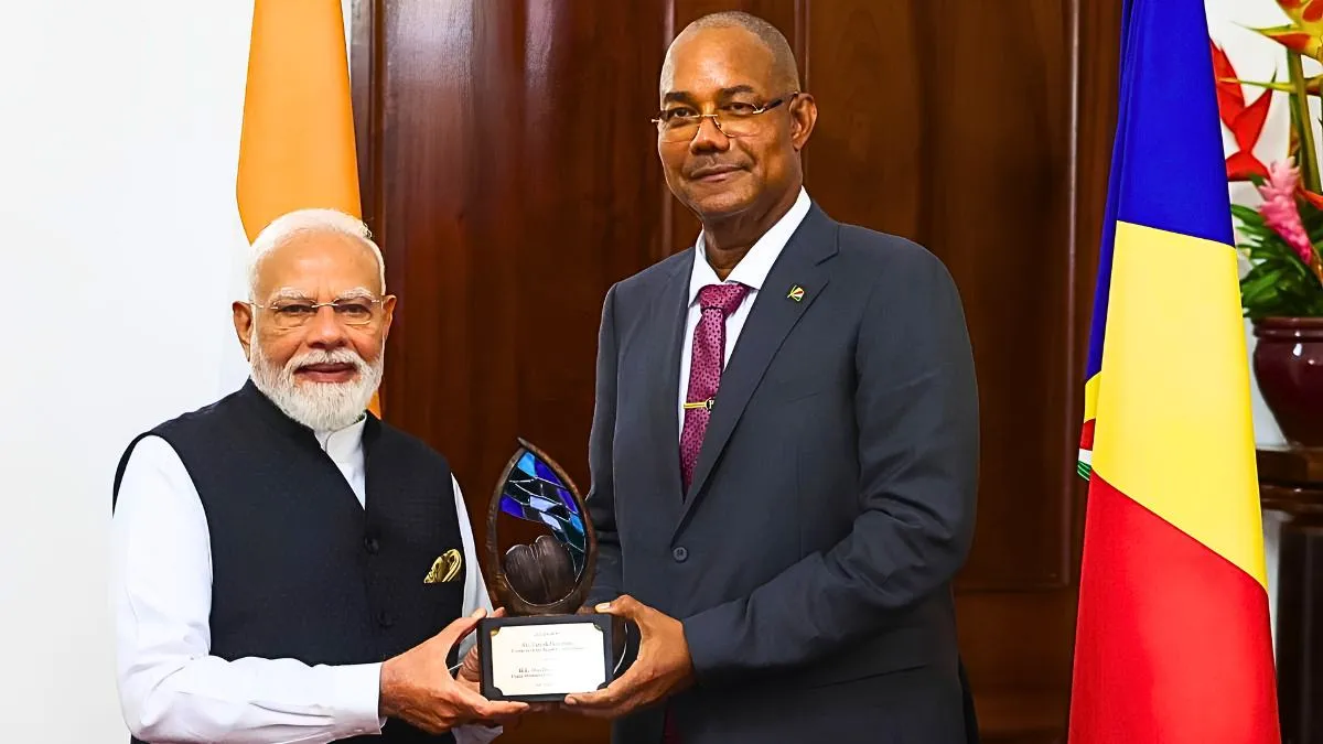 PM Modi Awarded 'Guardian of the Blue Horizon' Honour for Environmental Leadership