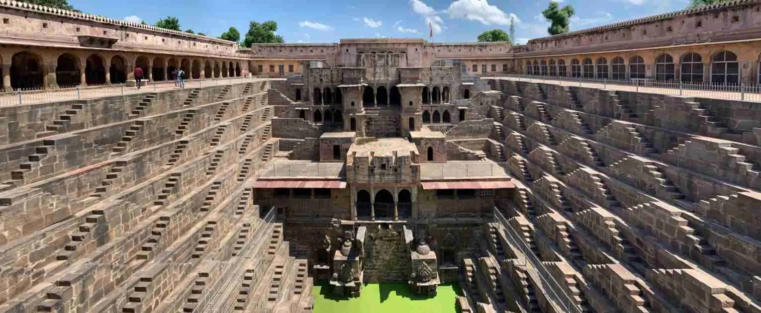 Chand Baori, Rajasthan.jpg (1)