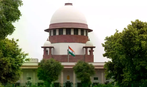 Supreme Court Asks CBSE to Consider Deferring Three-Language Policy for Class 6 to 2027