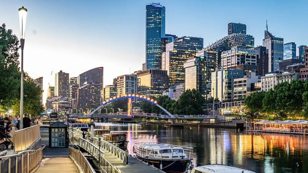 The Oxford Economics Global Cities Index evaluates urban centres using 27 parameters distributed across five wide categories.
