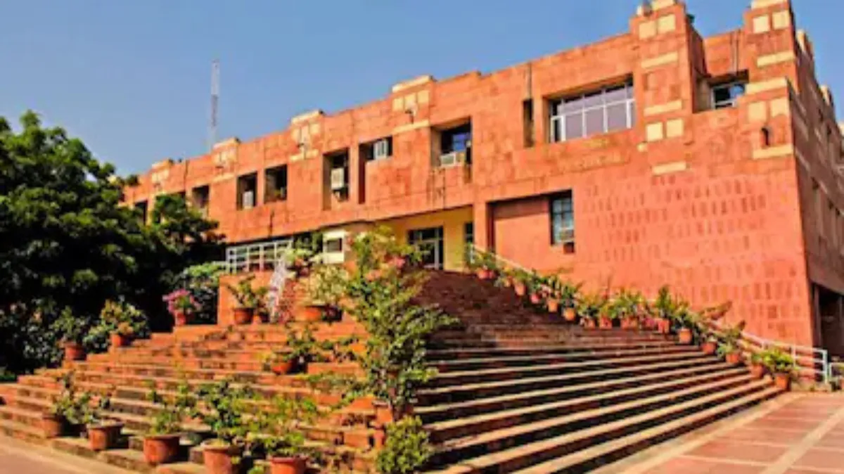 JNU Walls Display ‘Never Don’t Free’ Slogan After ‘Free Umar Khalid’ Graffiti