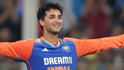 Abhishek Sharma Hits 85 T20 Sixes in 2026, Breaks Rohit Sharma’s Record Abhishek Sharma Hits 85 T20 Sixes in 2026, Breaks Rohit Sharma’s Record