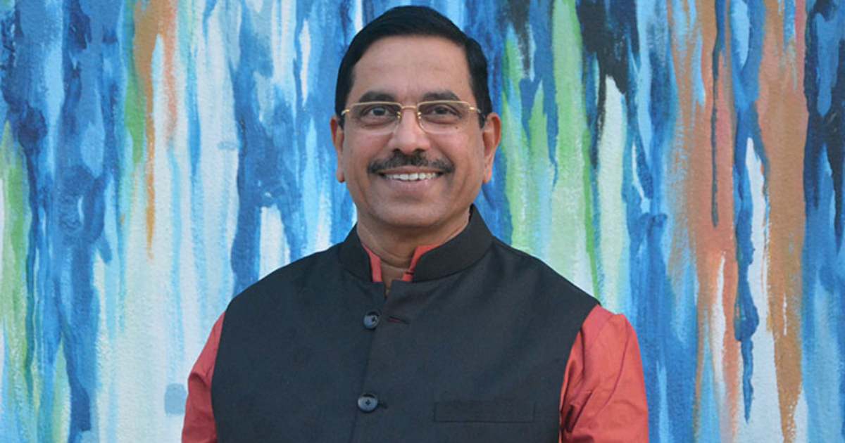Pralhad Joshi Launches IKS Panchatantra Pariyojana to Promote Leadership and Critical Thinking Among Students