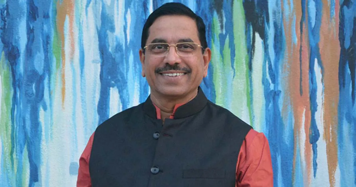 Pralhad Joshi Launches IKS Panchatantra Pariyojana to Promote Leadership and Critical Thinking Among Students
