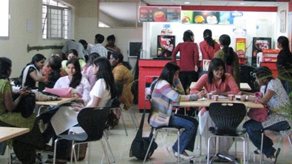 college canteen case study