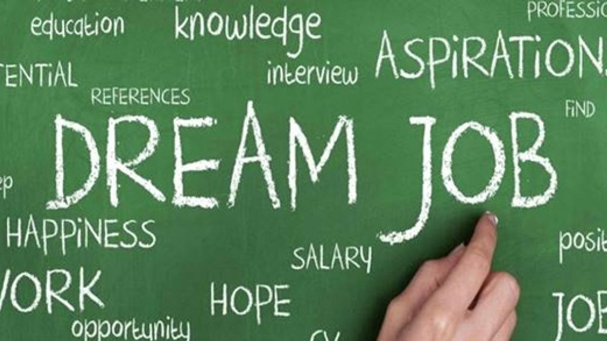 25 Tips That Will Help Find Your Dream Job