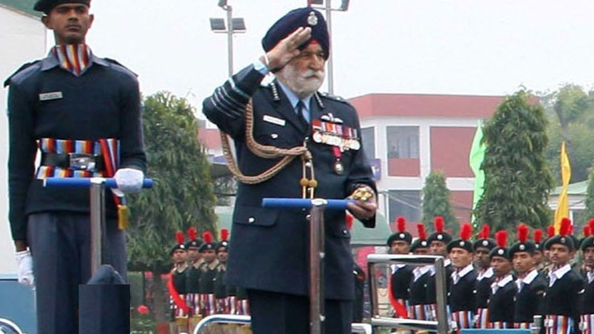 भारतीय सेना में किन अधिकारियों को स्टार रैंकिंग दी जाती है