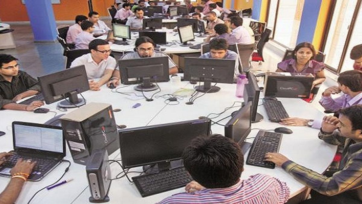 Hindi: Know how to become a Computer Programmer |Naukri