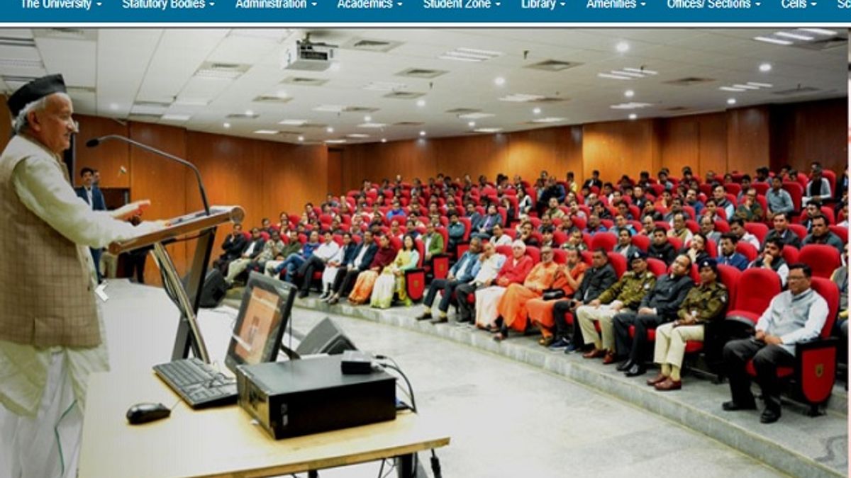 IGNTU Recruitment 2020 Walk-in for 31 Chief Coordinator, Professional Instructor & Other Posts