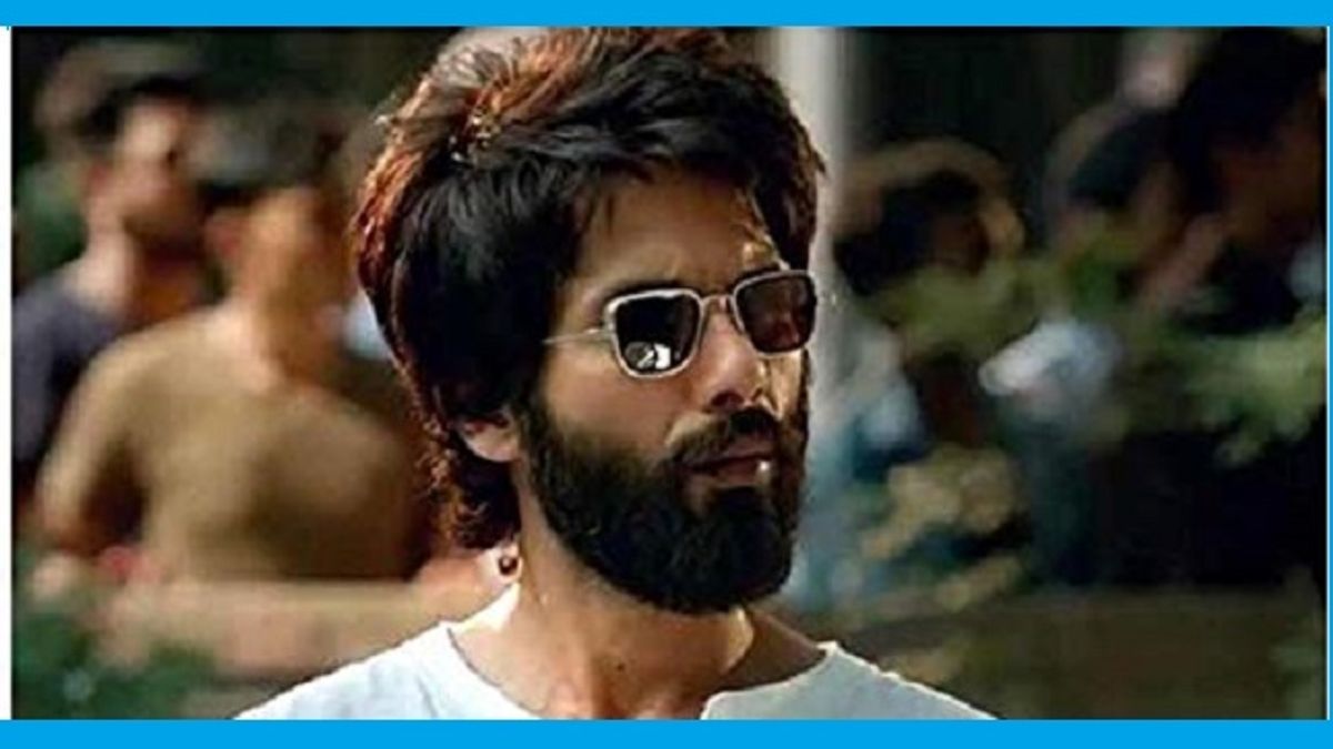 कबीर सिंह Sunglasses, मोदी Vest, नेहरू Jacket: जानें अमेज़न में मिलने वाले कुछ ऐसे ही Offbeat Products